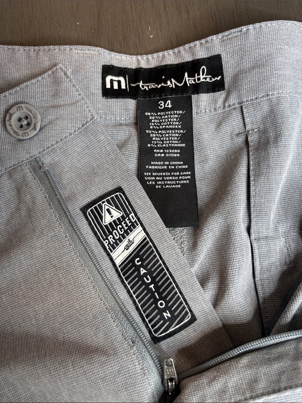 🩶 Travis Mathew Gray White Golf Casual Shorts Men’s 34 Stretch 🩶 - Picture 8 of 8